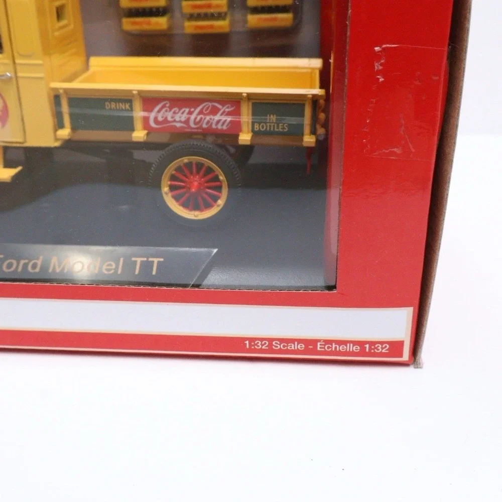 Coca-Cola Ford Model TT 1923 1:32 Scale Yellow Delivery Truck Bottles NIB